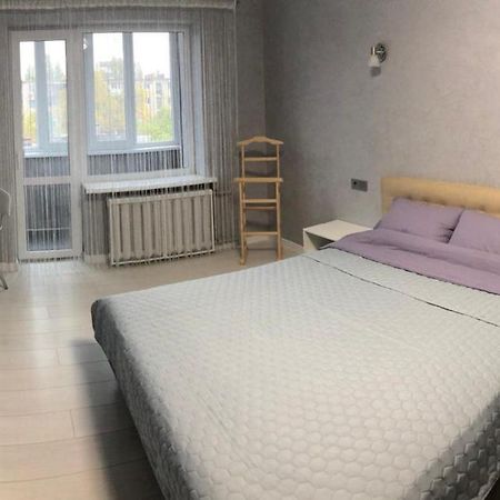 Apartcenter Апартаменты Lux В Центре Ярослава Мудрого クルィヴィーイ・リーフ エクステリア 写真